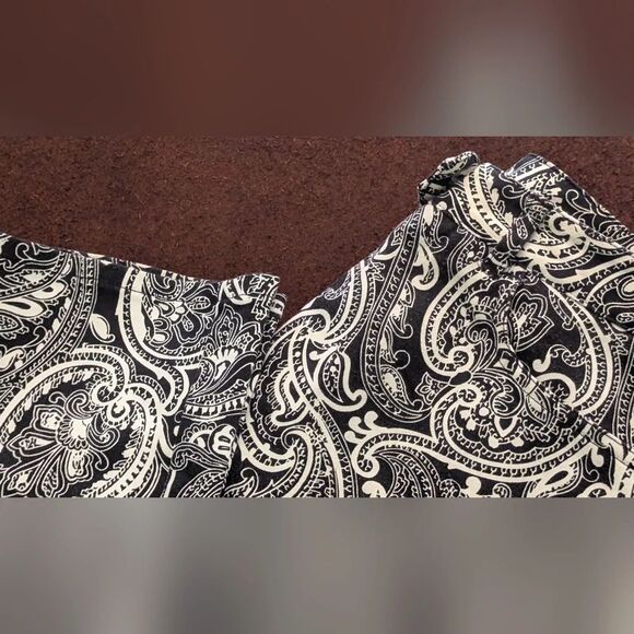 Harold's Black and White Paisley Trousers Women's Size 2 - Picture 2 of 6